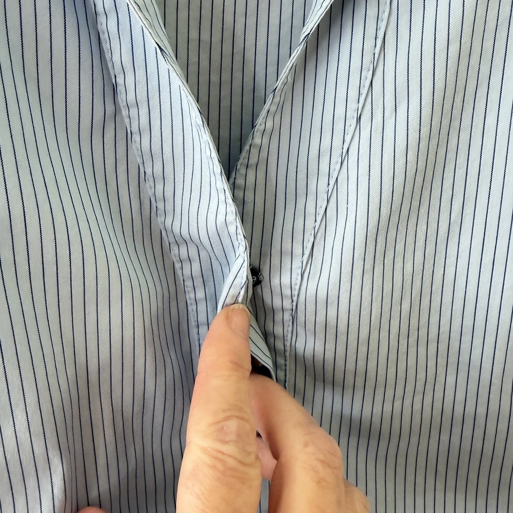 Lafayette 148 New York Striped Button Up Shirt Womens 12 Blue Stretch Office - Picture 5 of 10